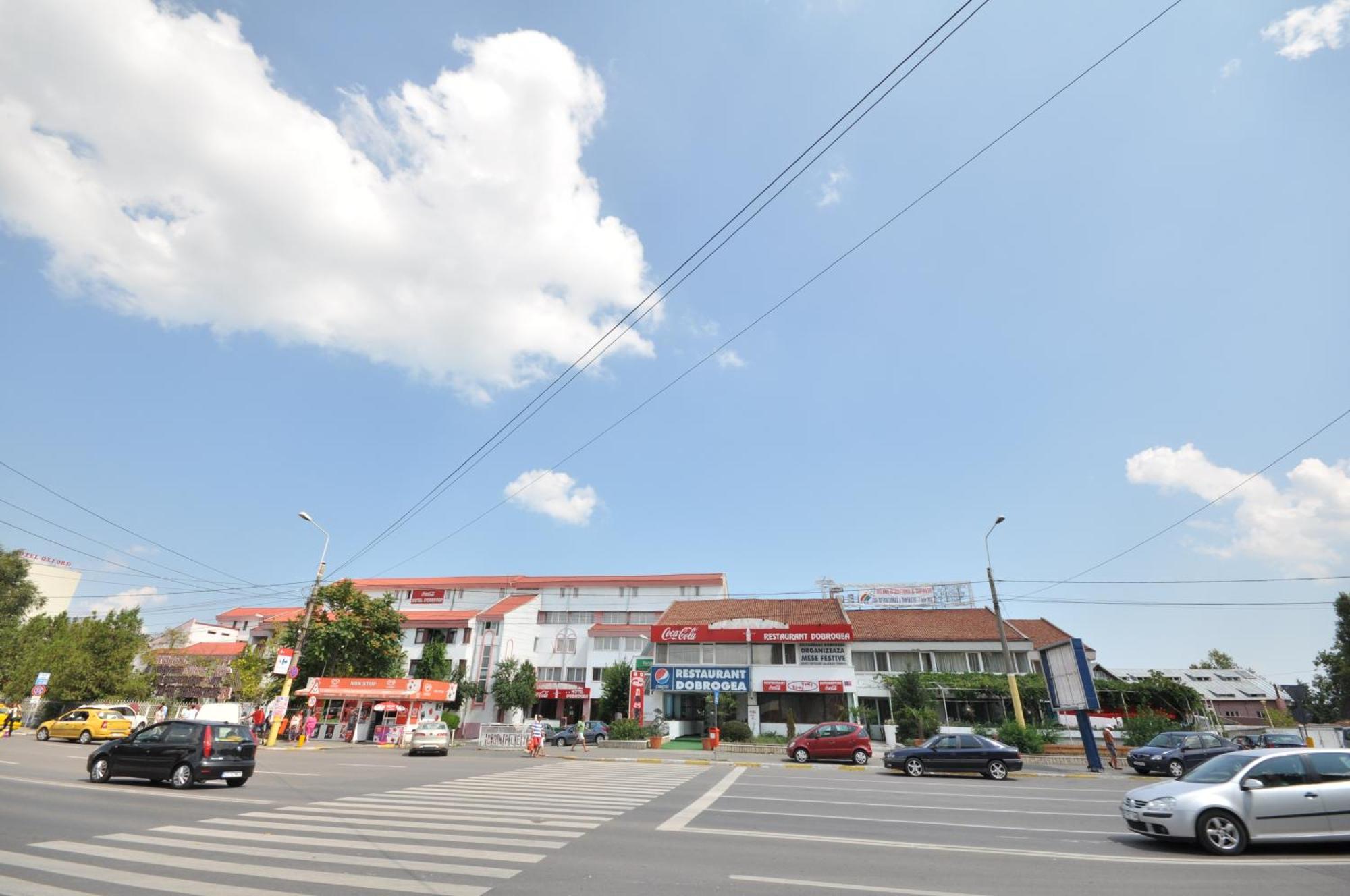 Hotel Dobrogea Констанца Екстериор снимка